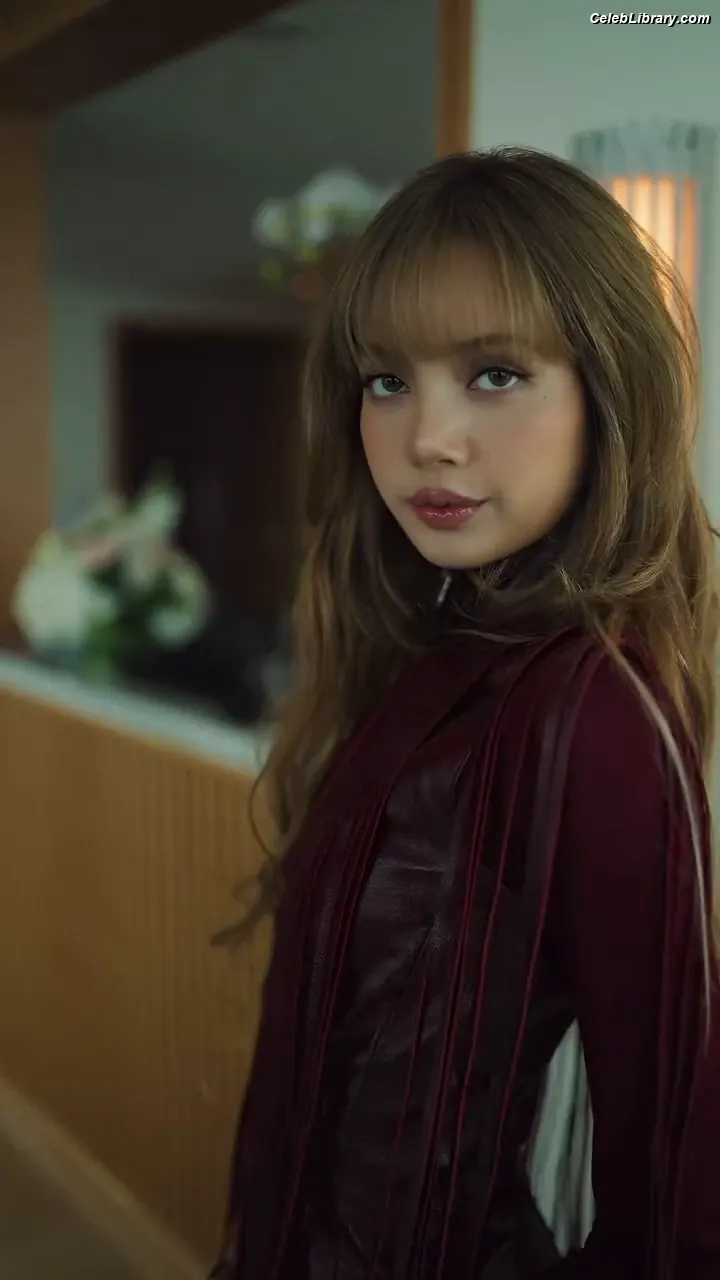 Lisa  BLΛƆKPIИK (Blackpink) photo 8 of 6182