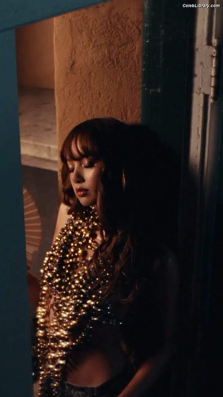 Lisa BLΛƆKPIИK (Blackpink) photo 24 of 6182