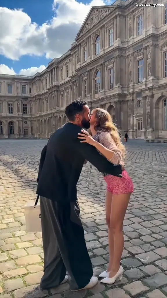 Lisa  BLΛƆKPIИK (Blackpink) photo 14 of 6182