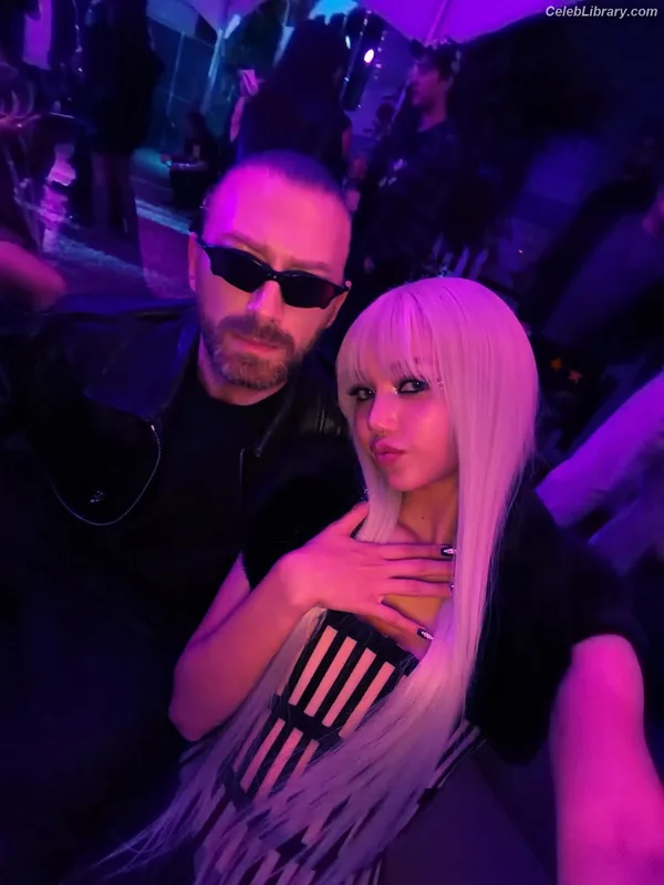 Lisa BLΛƆKPIИK (Blackpink) photo 2 of 6190