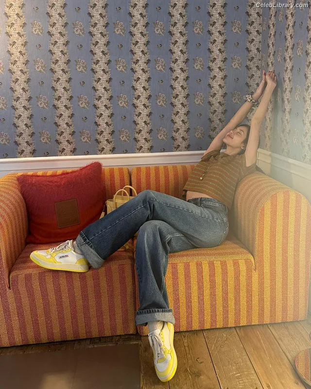 Lisa  BLΛƆKPIИK (Blackpink) photo 23 of 6190
