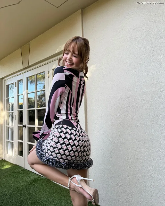 Lisa  BLΛƆKPIИK (Blackpink) photo 3 of 6190