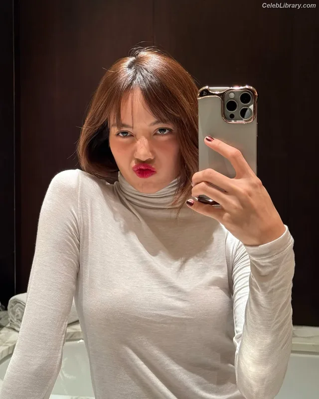 Lisa  BLΛƆKPIИK (Blackpink) photo 5 of 6190