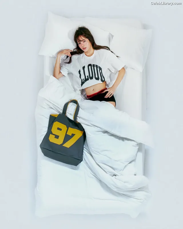 Lisa  BLΛƆKPIИK (Blackpink) photo 14 of 6190
