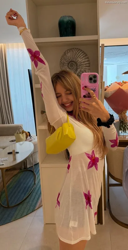 Lisa  BLΛƆKPIИK (Blackpink) photo 16 of 6190