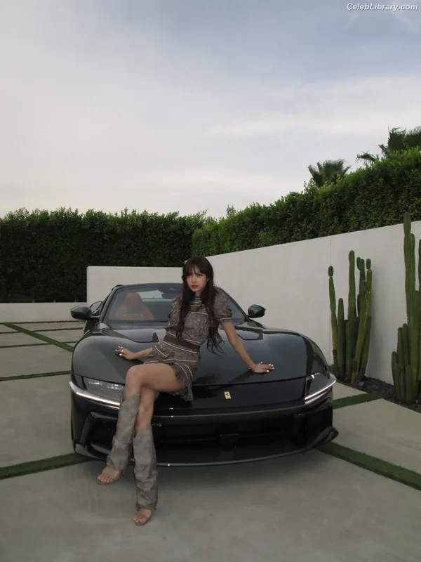 Lisa  BLΛƆKPIИK (Blackpink) photo 7 of 6190