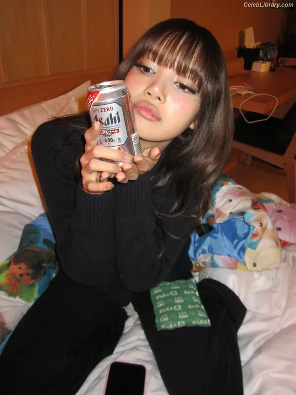 Lisa  BLΛƆKPIИK (Blackpink) photo 14 of 6190