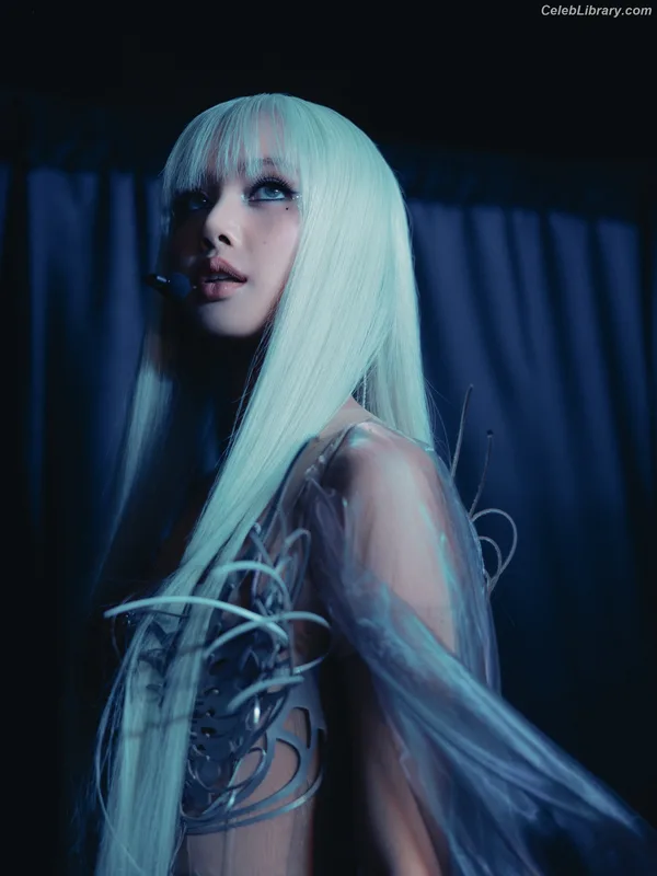 Lisa  BLΛƆKPIИK (Blackpink) photo 4 of 6190