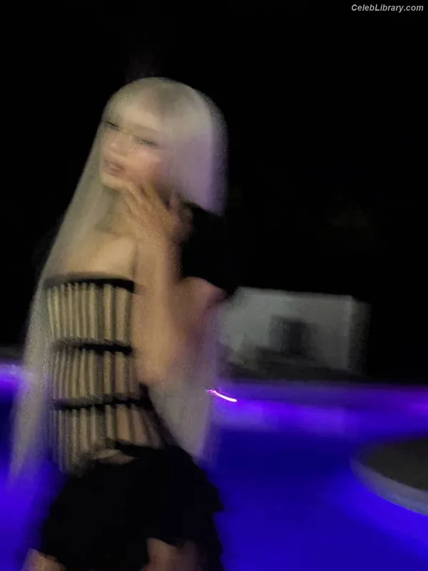 Lisa  BLΛƆKPIИK (Blackpink) photo 14 of 6190