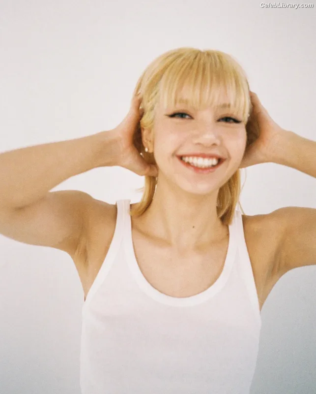 Lisa  BLΛƆKPIИK (Blackpink) photo 21 of 6190
