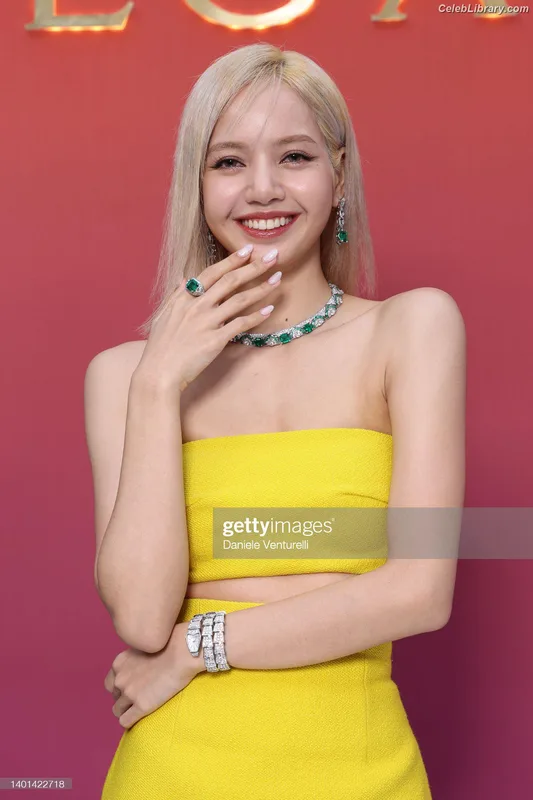Lisa  BLΛƆKPIИK (Blackpink) photo 7 of 6190