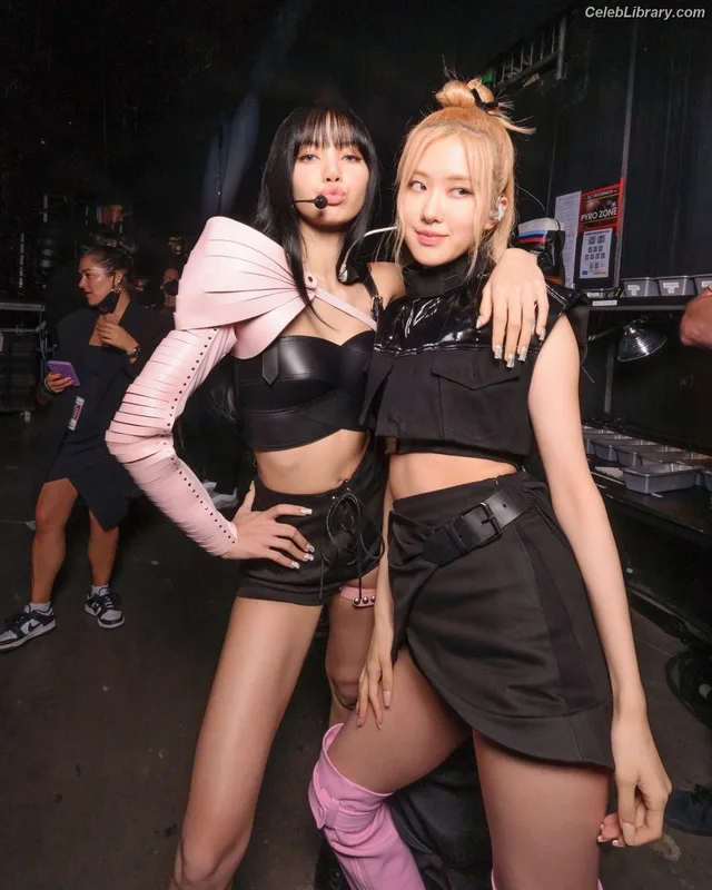 Lisa  BLΛƆKPIИK (Blackpink) photo 3 of 6190