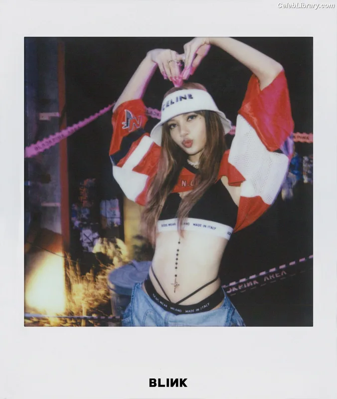 Lisa  BLΛƆKPIИK (Blackpink) photo 6 of 6190