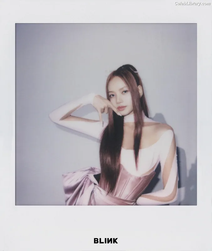 Lisa  BLΛƆKPIИK (Blackpink) photo 8 of 6190