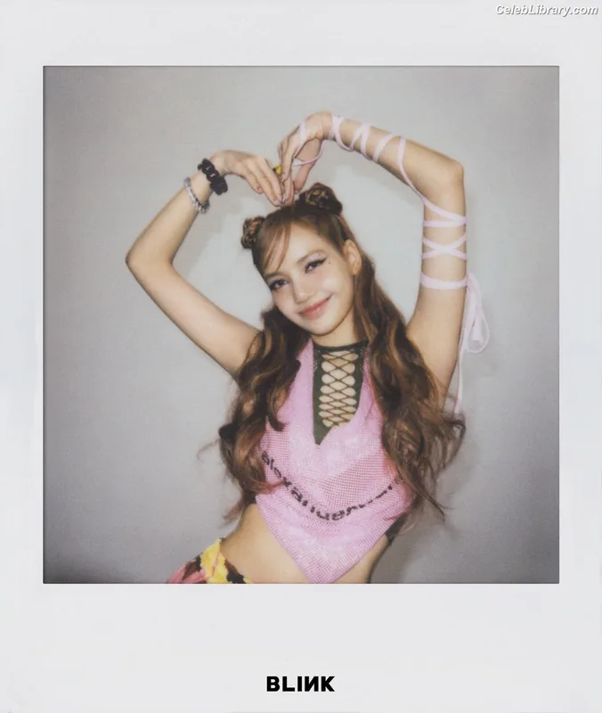 Lisa  BLΛƆKPIИK (Blackpink) photo 9 of 6190