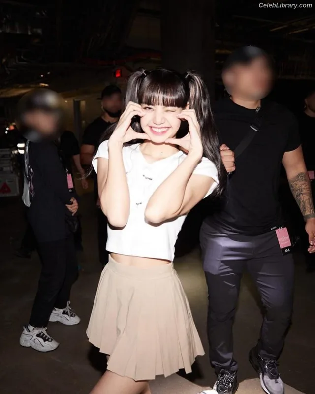 Lisa  BLΛƆKPIИK (Blackpink) photo 21 of 6190