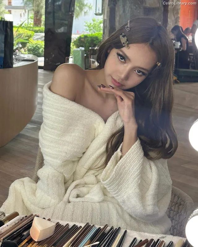 Lisa  BLΛƆKPIИK (Blackpink) photo 5 of 6190