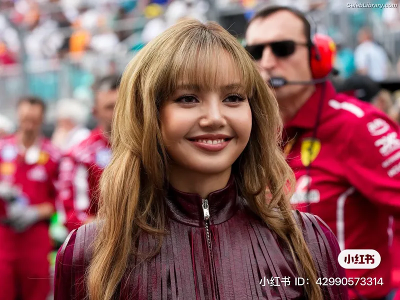 Lisa  BLΛƆKPIИK (Blackpink) photo 13 of 6190