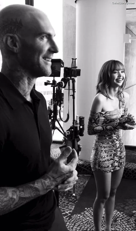 Lisa  BLΛƆKPIИK (Blackpink) photo 16 of 6190