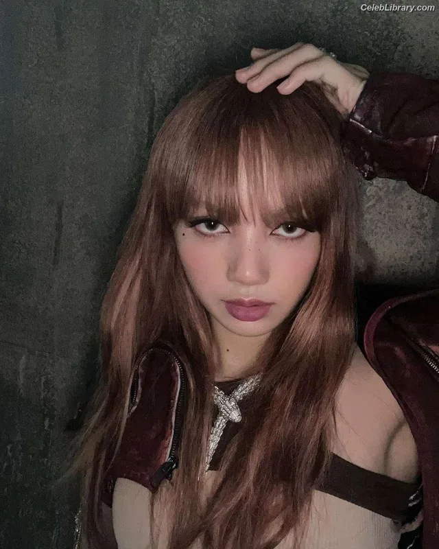 Lisa  BLΛƆKPIИK (Blackpink) photo 17 of 6190