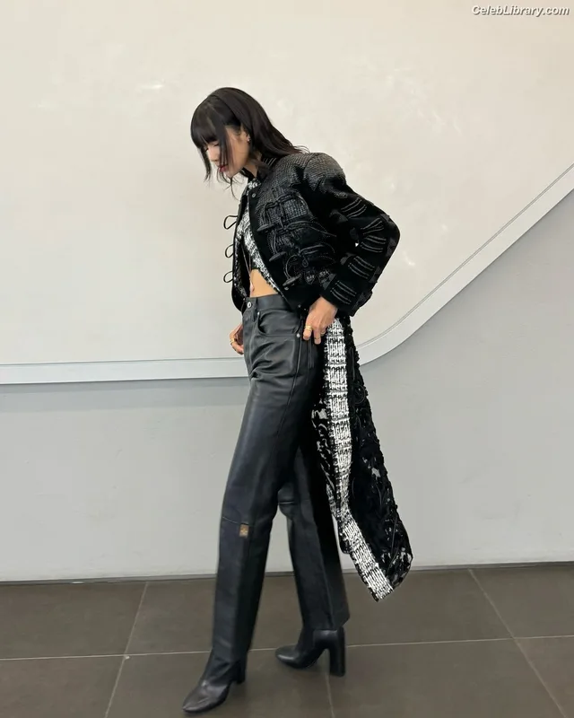 Lisa BLΛƆKPIИK (Blackpink) photo 20 of 6190