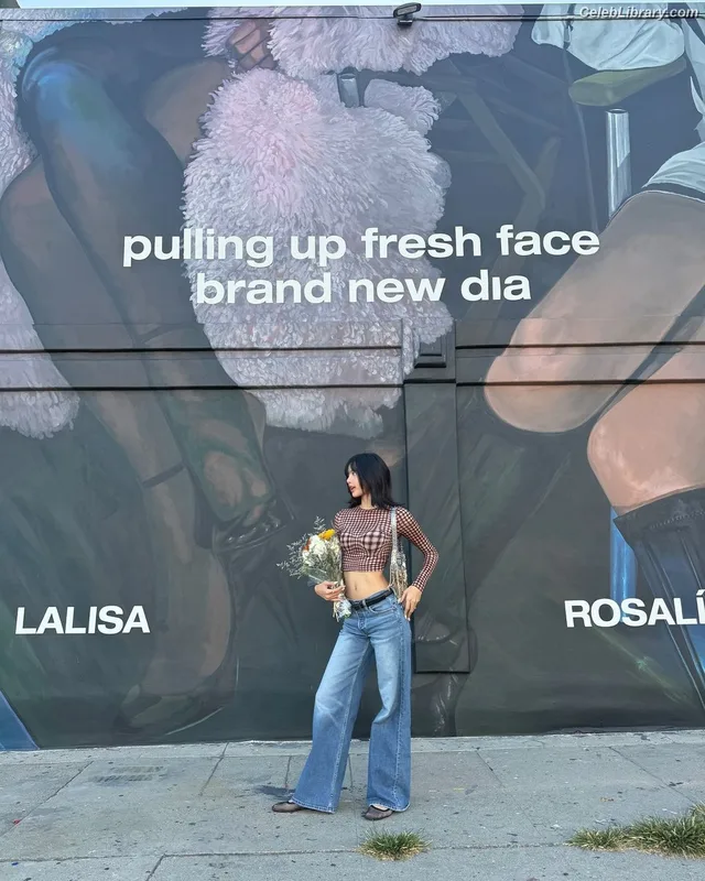 Lisa  BLΛƆKPIИK (Blackpink) photo 14 of 6190