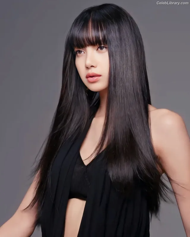 Lisa  BLΛƆKPIИK (Blackpink) photo 23 of 6190
