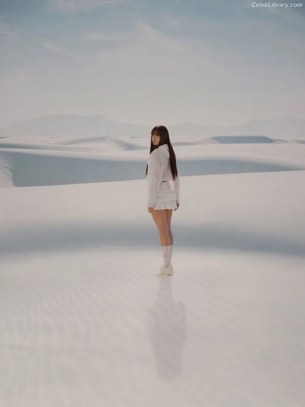 Lisa  BLΛƆKPIИK (Blackpink) photo 5 of 6190