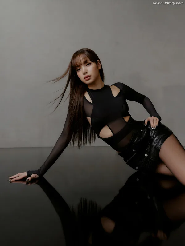 Lisa  BLΛƆKPIИK (Blackpink) photo 14 of 6190