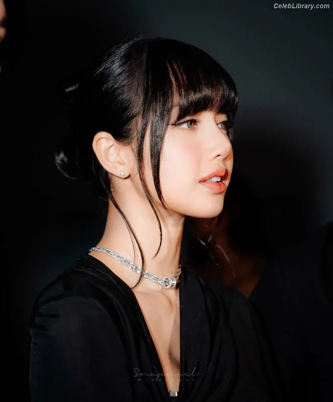 Lisa  BLΛƆKPIИK (Blackpink) photo 8 of 6190
