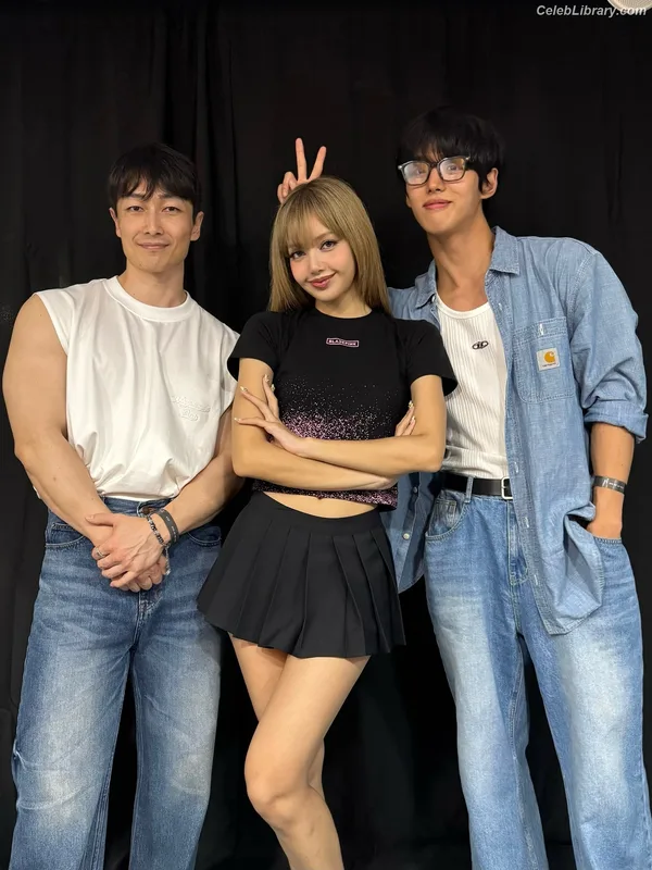 Lisa  BLΛƆKPIИK (Blackpink) photo 22 of 6190