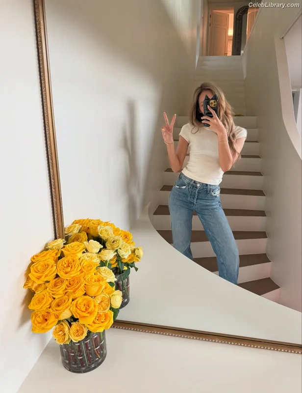 Lisa  BLΛƆKPIИK (Blackpink) photo 8 of 6190