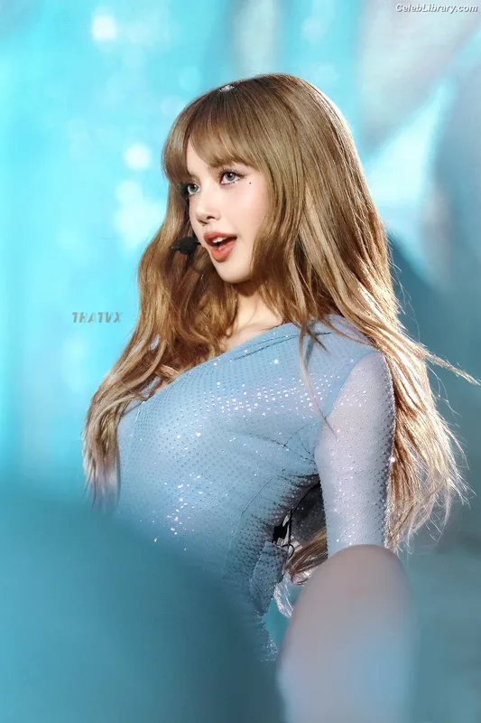 Lisa  BLΛƆKPIИK (Blackpink) photo 11 of 6190