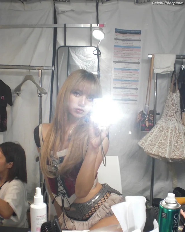 Lisa  BLΛƆKPIИK (Blackpink) photo 3 of 6190