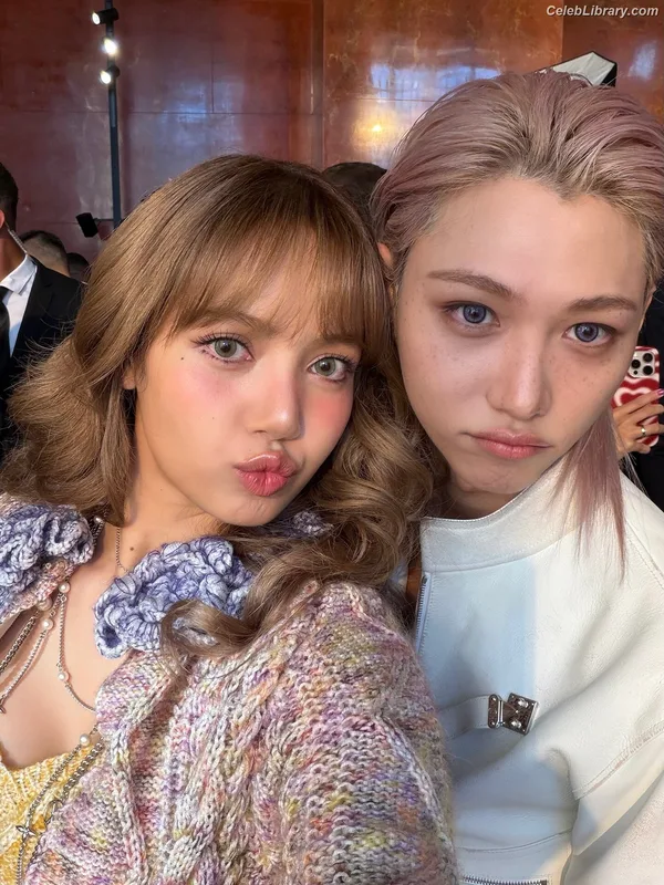 Lisa  BLΛƆKPIИK (Blackpink) photo 20 of 6190