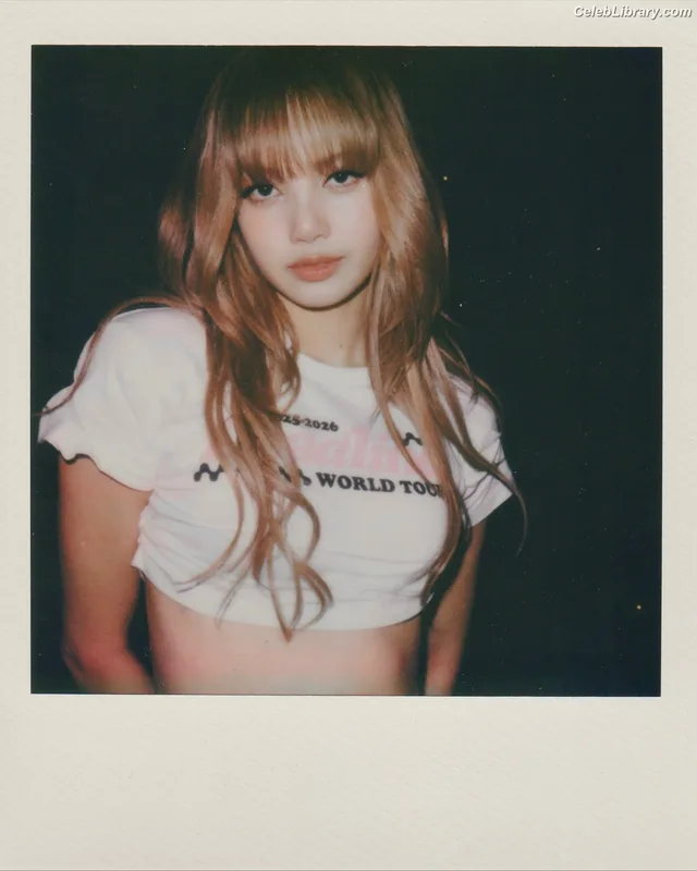 Lisa  BLΛƆKPIИK (Blackpink) photo 16 of 6190