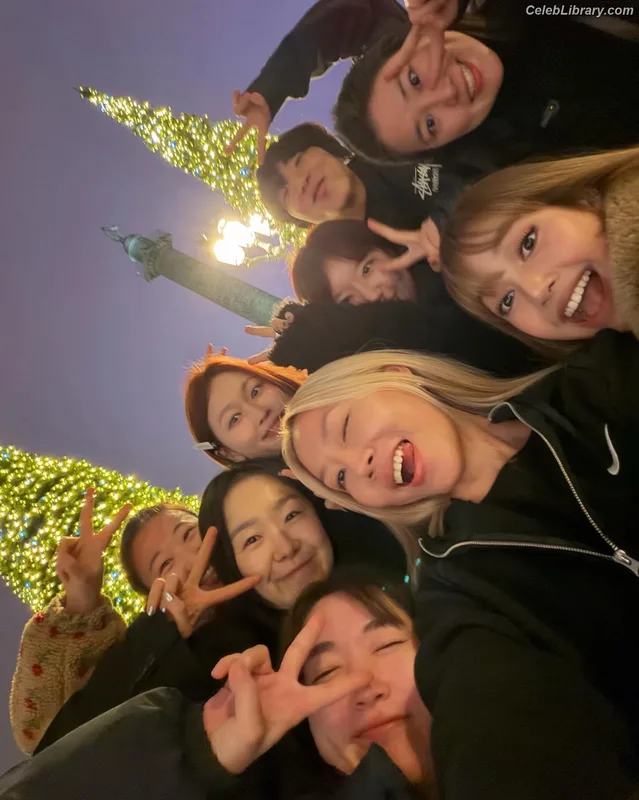 Lisa  BLΛƆKPIИK (Blackpink) photo 23 of 6190