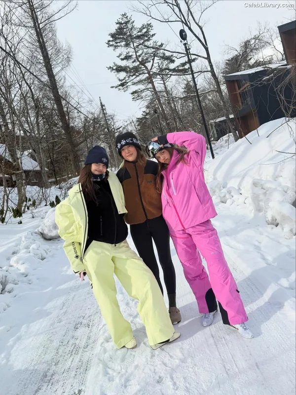 Lisa  BLΛƆKPIИK (Blackpink) photo 8 of 6190
