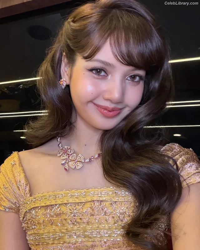 Lisa  BLΛƆKPIИK (Blackpink) photo 17 of 6190