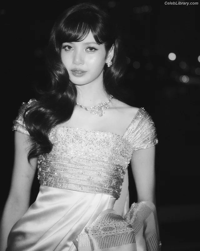 Lisa  BLΛƆKPIИK (Blackpink) photo 20 of 6190