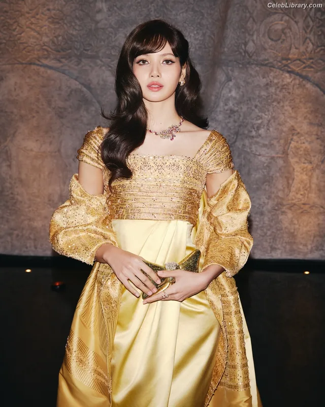 Lisa  BLΛƆKPIИK (Blackpink) photo 21 of 6190