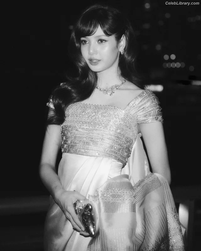 Lisa  BLΛƆKPIИK (Blackpink) photo 23 of 6190