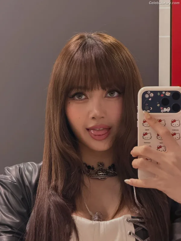 Lisa  BLΛƆKPIИK (Blackpink) photo 6 of 6190