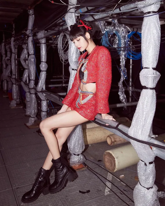 Lisa  BLΛƆKPIИK (Blackpink) photo 22 of 6190