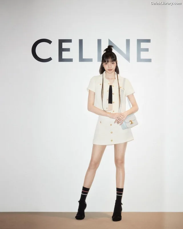 Lisa  BLΛƆKPIИK (Blackpink) photo 5 of 6190