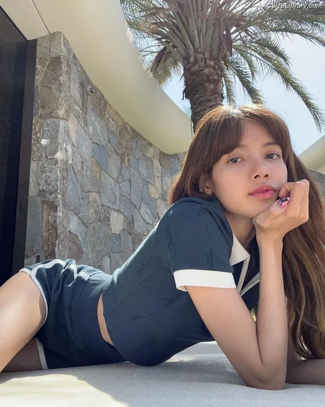 Lisa  BLΛƆKPIИK (Blackpink) photo 19 of 6190