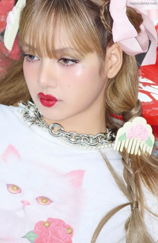 Lisa BLΛƆKPIИK (Blackpink) photo 3 of 6190