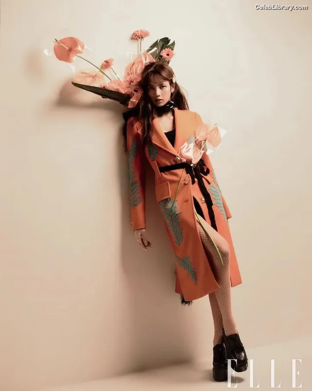 Lisa BLΛƆKPIИK (Blackpink) photo 4 of 6190