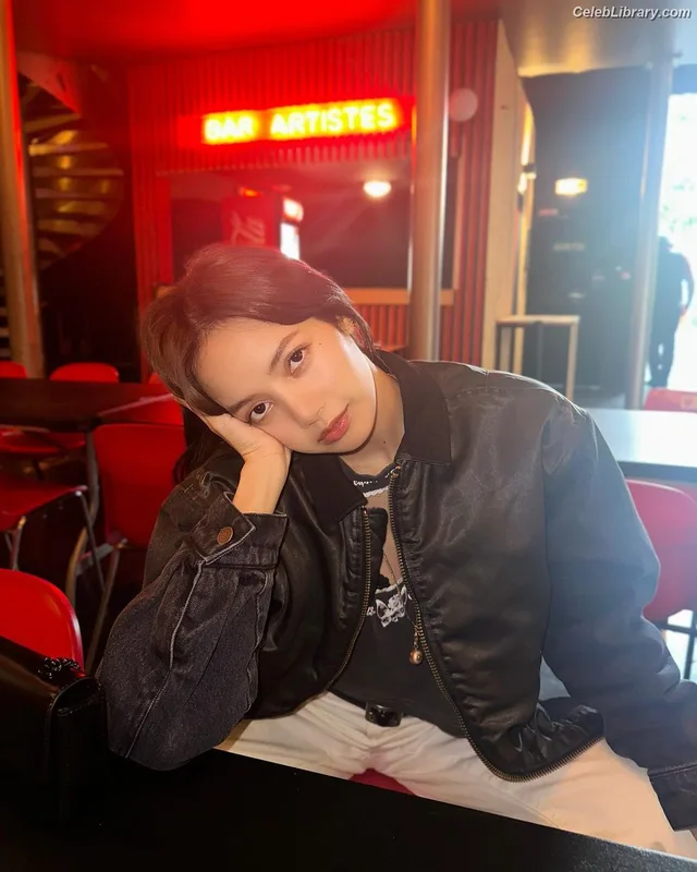 Lisa BLΛƆKPIИK (Blackpink) photo 6 of 6190