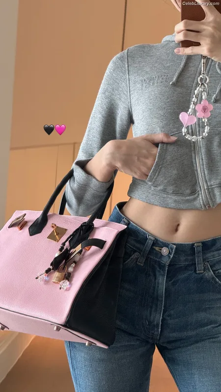 Lisa BLΛƆKPIИK (Blackpink) photo 8 of 6190